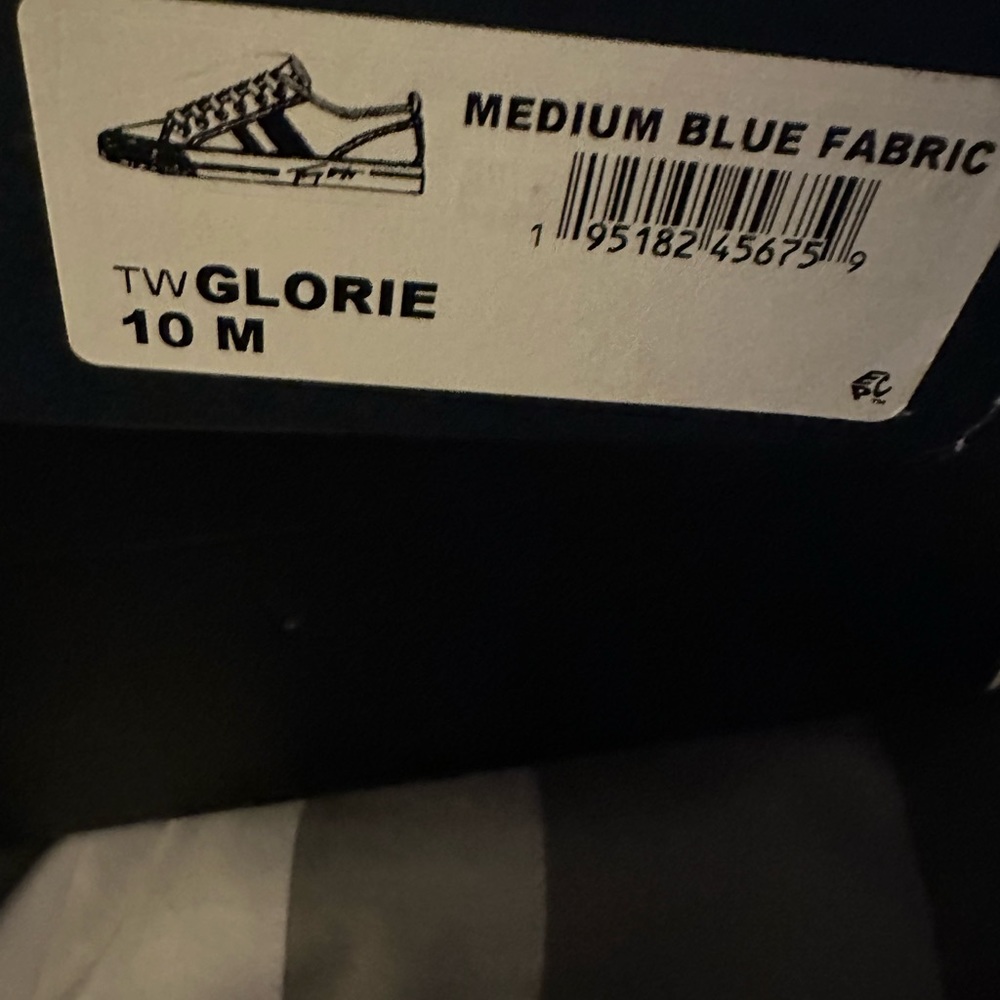 Tommy Hilfiger tennis shoes